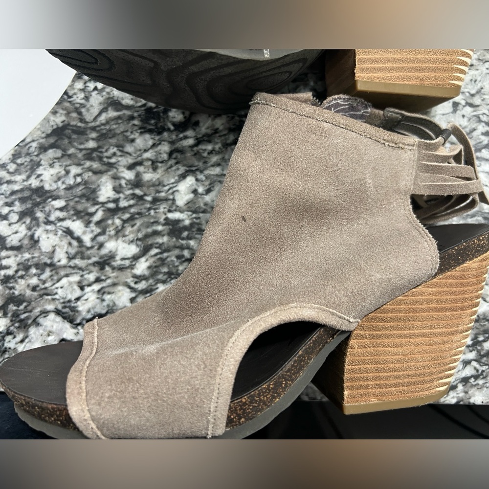 Otbt Open Toe Booties - image 7